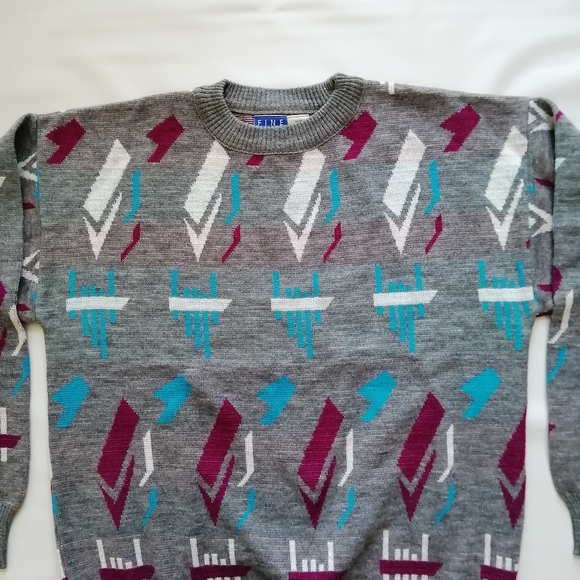 Fine Line Vintage Grey Sweater Medium - Picture 2 of 7